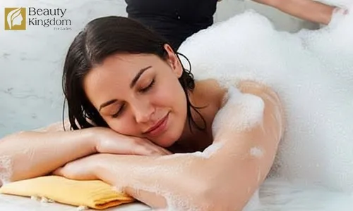 Luxury Moroccan Bath Ritual: Sugar, Eucalyptus & Brightening Scrub, Massage and Blow-Dry!