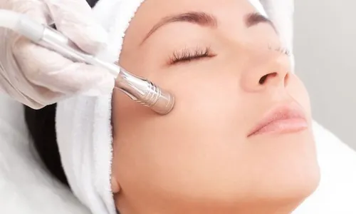 Shine Bright with Diamond & HydraFacial Treatments!