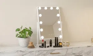 green-lion-glam-shine-makeup-mirror_dealimage_product-copy-1.webp