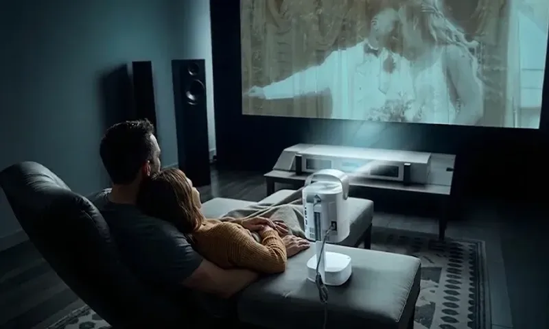Green Lion Pluto 4K Portable Projector - 50"–180" Screen | Auto Keystone | Wi-Fi & Bluetooth!