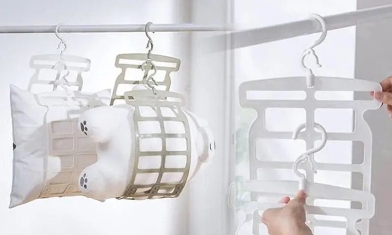 Adjustable Pillow Drying Hanger!