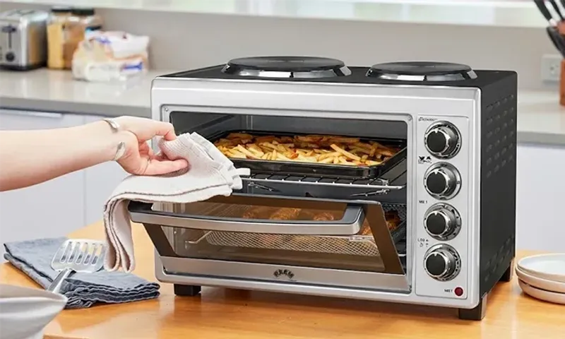 REEM Electric Oven 45L with Hotplate – 2000W | Rotisserie & Convection | 110–250°C!