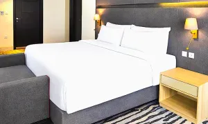ramada-wyndham_dealimage_food-and-drink-_monthly-rental-breakfast-3-copy.webp