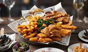 manhattan-fish-market_dealimage_food-drink-seafood-3.jpg