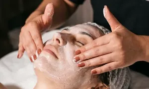 new-laboni-salon_dealimage_beauty-spa_hydrafacial-and-threading-1-copy.webp