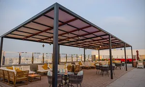 grand-lux_dealimage_fb_valentine-roof-2-copy__02.jpg
