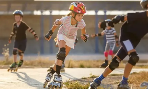 Roll Into Good Times with FIVE Roller Skating Sessions!