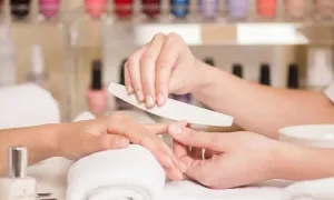 seven-senses-_dealimage_mani-pedi-1-copy.webp