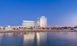 -rixos-gulf-hotel_dealimage_food-drink_oktoberfest-5copy.webp