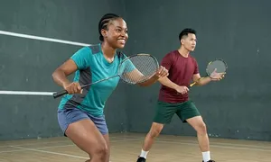 absolute-sports_dealimage_entertainment-classes_badminton-2copy.jpg