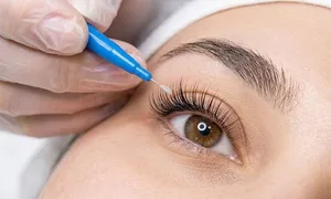 lavaes-beauty_deal-image_beauty-spa-_eyebrow-eyelash1.jpg