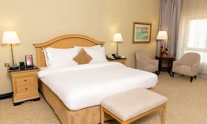 movenpick-staycation-dealimage-02.jpg