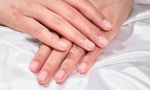 routosh-beauty_dealimage_beauty-spa_nail-mani-pedi-2-copy.jpg