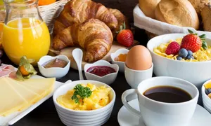 movenpick_dealimage_f-and-b-_breakfast-2-copy.jpg