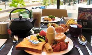doubletree-old-town-_dealimage_food-and-drink-_breakfast-copy3-.jpg