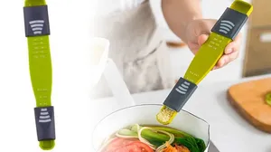 Adjustable Scale Measuring Spoon!