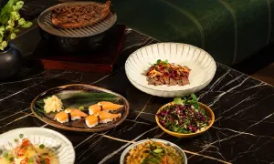 -rixos-gulf-hotel_dealimage_food-drink-premium-steakhouse_premium-themed-dining-2-copy1-.webp