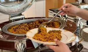 century-marina-hotel_dealimage_food-drink-lunch-buffet-3copy.webp