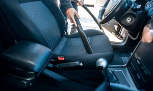 kings-auto_dealimage_home-and-cars_oil2.jpg