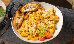 aspasia_dealimage_food-and-drink_signature-lunch-1.jpg