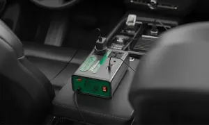 green-lion-gc-300-car-inverter-_dealimage_product-copy-2.webp