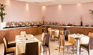 royal-rivere_dealimage_fb-lunch-3copy.jpg