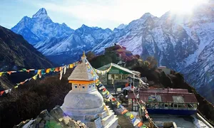 the-nepal-trekking-company_dealimage_entertainement_himalayas-1-copy.jpg
