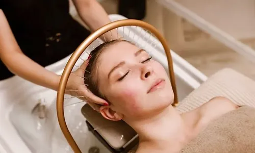 Korean Head Spa + Facial & Aromatherapy Steam for Ladies!