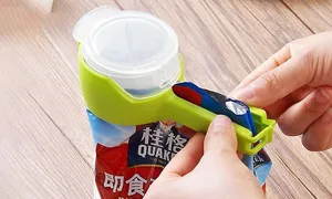 food-storage-bag-clip-2-copy.jpg