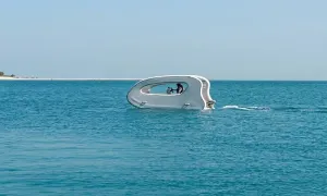 falla-west-bay_dealimage_entertainement_boat-6-copy.webp