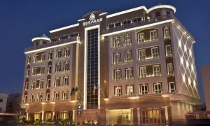 zubarah-_dealimage_food-and-drink_staycation-5copy.webp