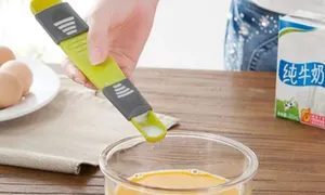 adjustable-scale-measuring-spoon-2copy.jpg