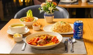 aspasia_dealimage_food-and-drink_signature-lunch-2.jpg