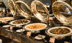 wyndam_dealimage_food-and-drink_family-buffet-kube-1copy.jpg