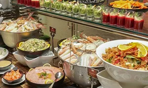 royal-rivere-dealimage_f-and-b-_seafood-3.jpg