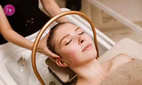 Spa Package: Korean Head Spa, Steam, Head Massage & More at Fatati Ladies Salon!