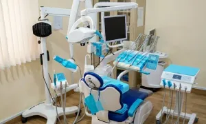 united-medical-center-_-dealimage_health_teeth-scaling-4-copy.webp