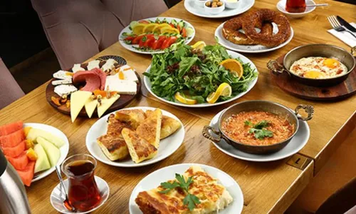 Daily Breakfast Buffet at The Grand Lux Hotel!