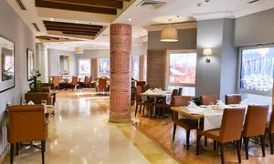 movenpick_dealimage_f-and-b-_-4-breakfast-3copy.jpg